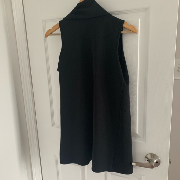 SEVEN SISTERS - BUSINESS CASUAL VEST - Picture 3 of 4